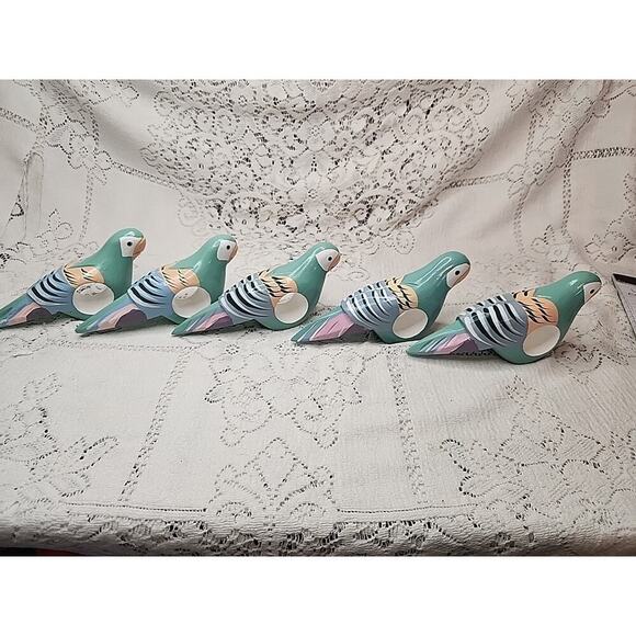 Vintage Parrot Napkin Rings Jimmy Buffett Hand Painted Tiki Party Decor Set Of 5 - Picture 4 of 4